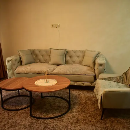 Vakanica Guest house *